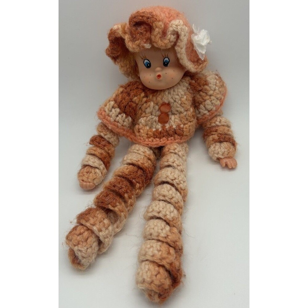 VTG Handmade Pretty Baby Girl Doll Spiral Crochet Brown Peach Unique‎ Kiss Face